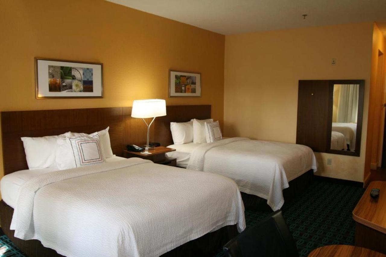 Fairfield Inn & Suites Hilton Head Island 블루프턴 외부 사진