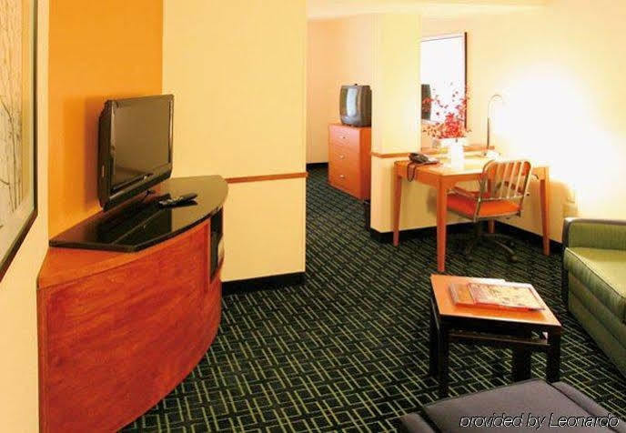 Fairfield Inn & Suites Hilton Head Island 블루프턴 외부 사진